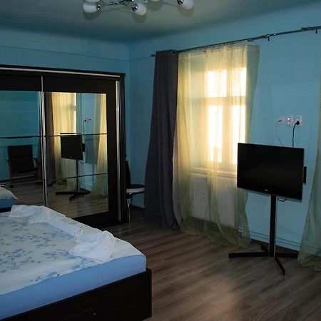 Central Apartment Maria Сибиу Экстерьер фото