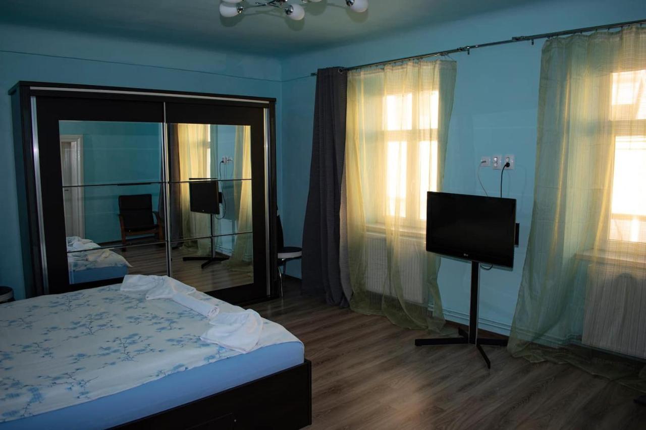 Central Apartment Maria Сибиу Экстерьер фото