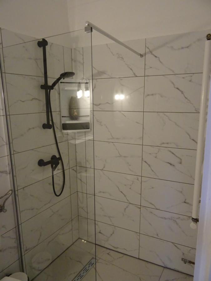 Central Apartment Maria Сибиу Экстерьер фото